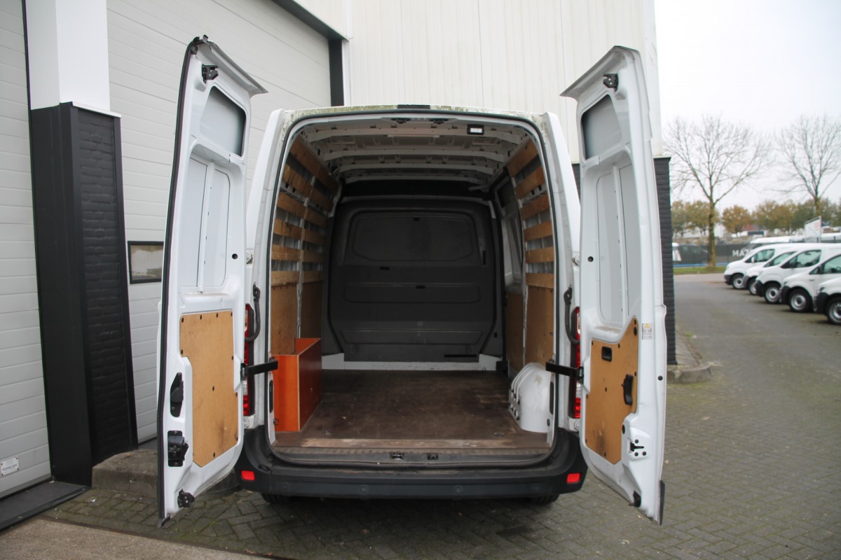 Opel Movano 2.3 CDTI L2H2 EURO 6 - Airco - Cruise - Navi - € 12.499,- Excl.