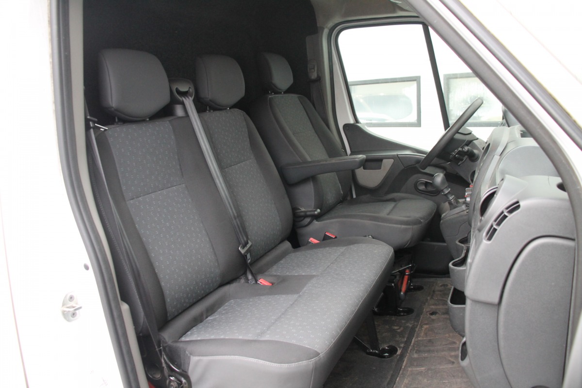 Opel Movano 2.3 CDTI L2H2 EURO 6 - Airco - Cruise - Navi - € 12.499,- Excl.