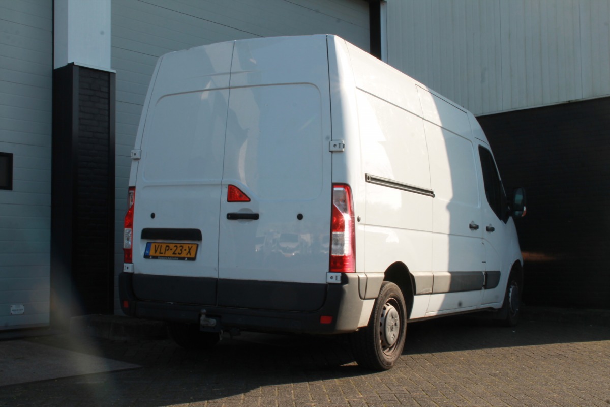 Opel Movano 2.3 Turbo 136PK L2H2 EURO 6 - AC/Climate - Navi - Cruise - € 16.900,- Excl.