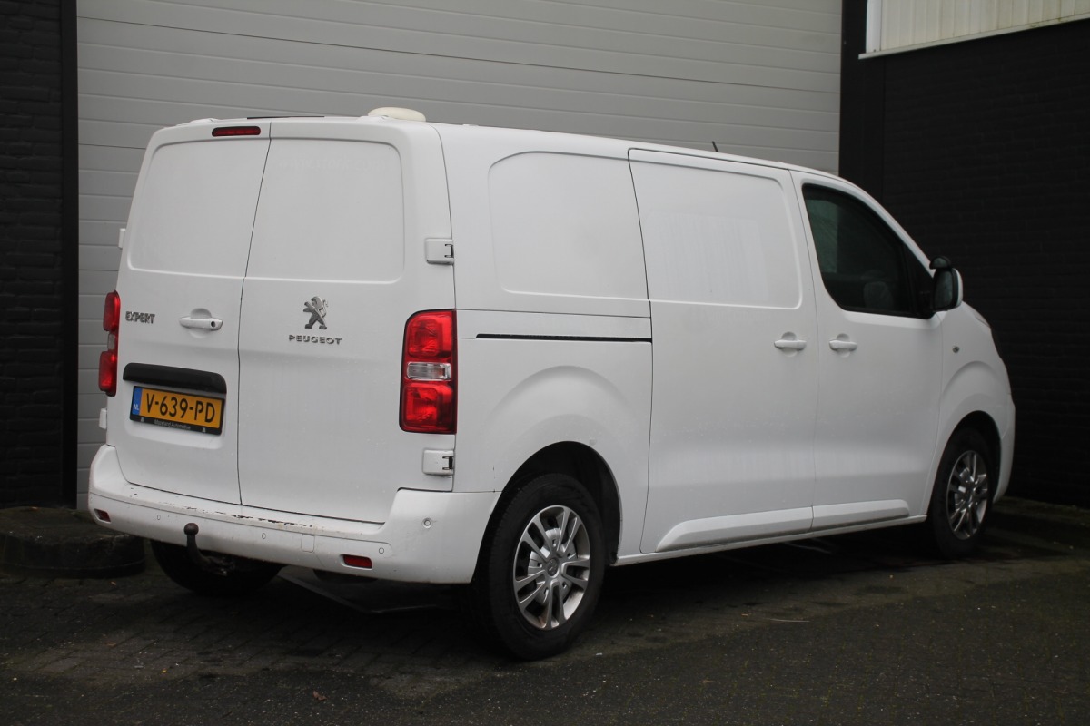 Peugeot Expert 2.0 BlueHDI 120PK L2 EURO 6 - Airco - Navi - Cruise - € 11.900,- Excl.