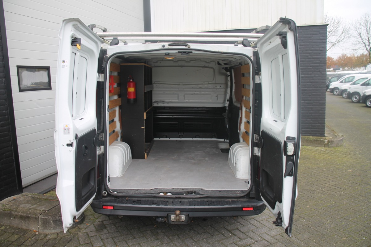 Renault Trafic 1.6 dCi 120PK EURO 6 - Airco - Navi - Cruise - € 9.900,- Excl.