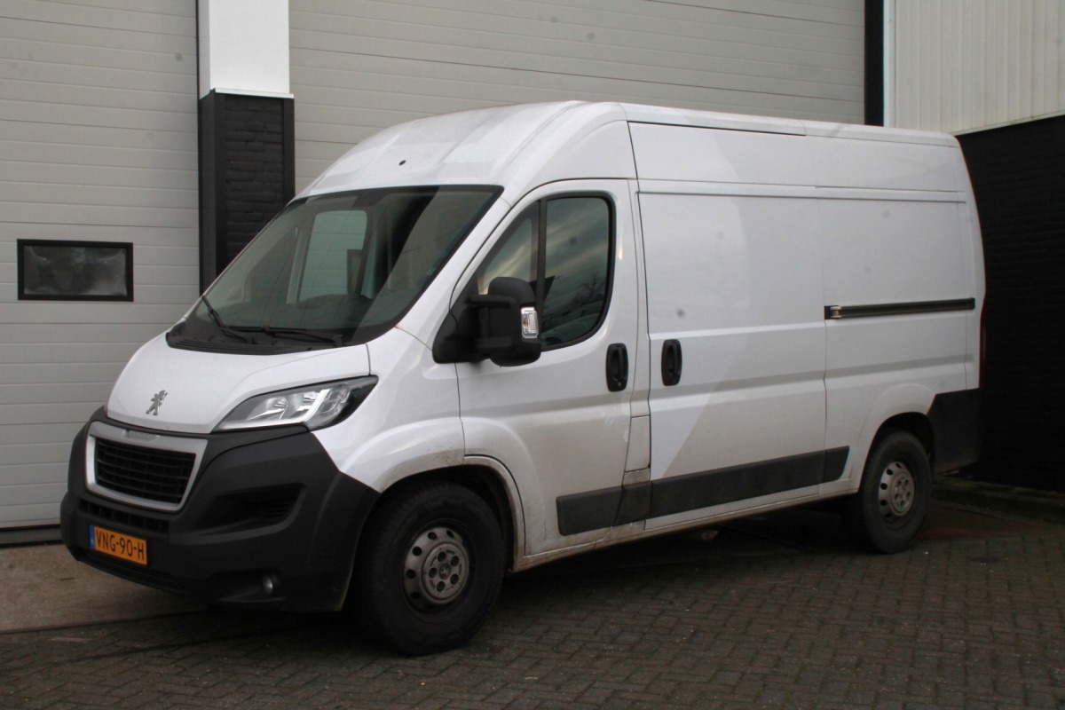 Peugeot Boxer 2.2 BlueHDi 165PK L2H2 EURO 6 - Airco - Cruise - Navi - € 13.950,- Excl.