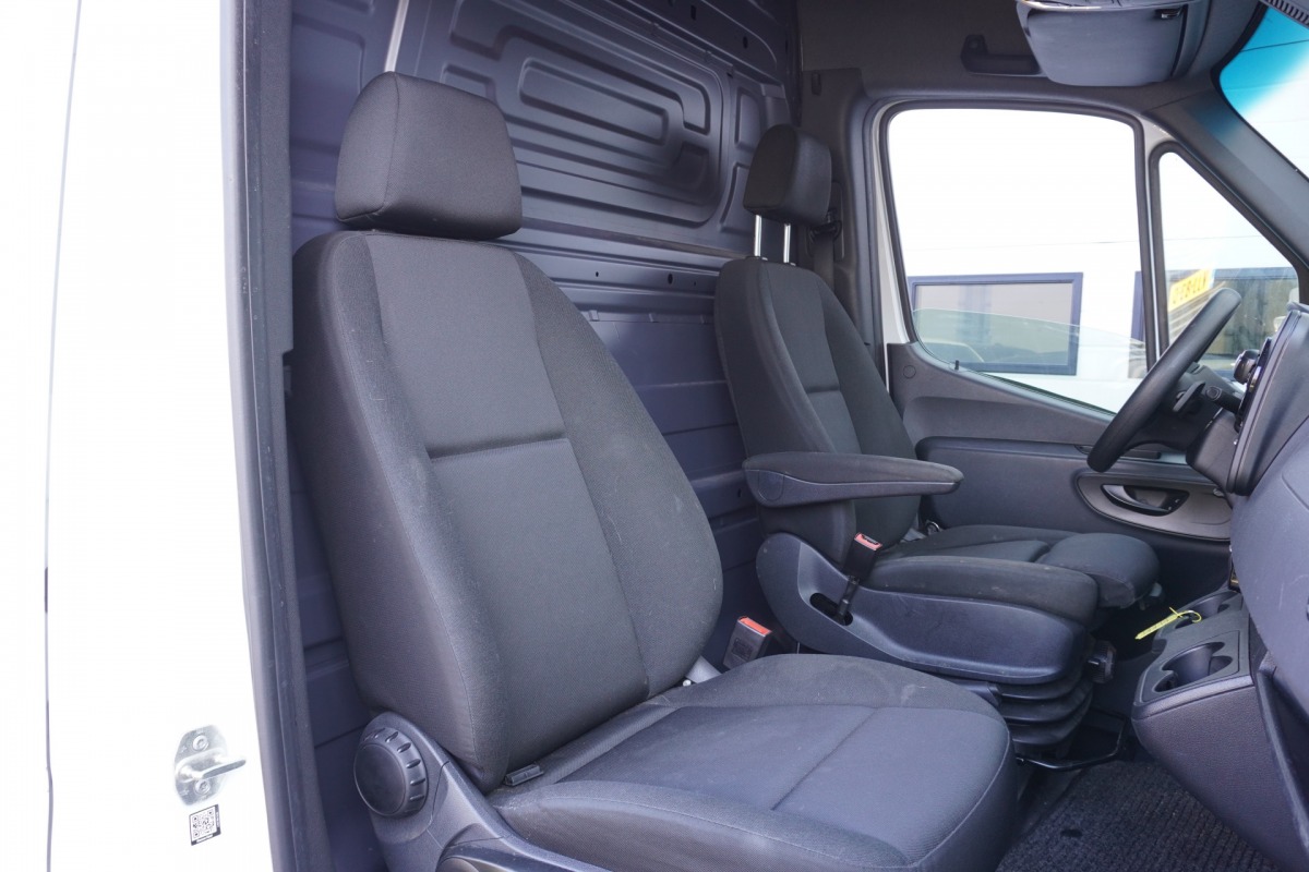 Mercedes-Benz Sprinter 315 CDI Automaat L3H2 EURO 6 - Airco - Navi - Cruise - €17.950,- Excl.